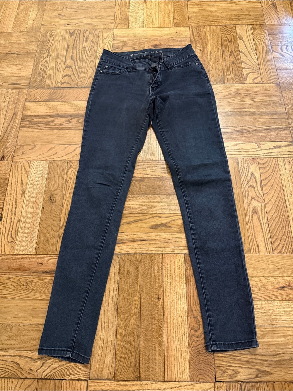 Women’s Black Stretch Skinny Jeans